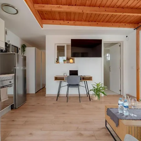 ático Con Barbacoa Y Terraza
