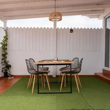 Apartamento ático Con Barbacoa Y Terraza *