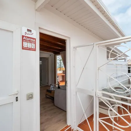 Apartamento ático Con Barbacoa Y Terraza *